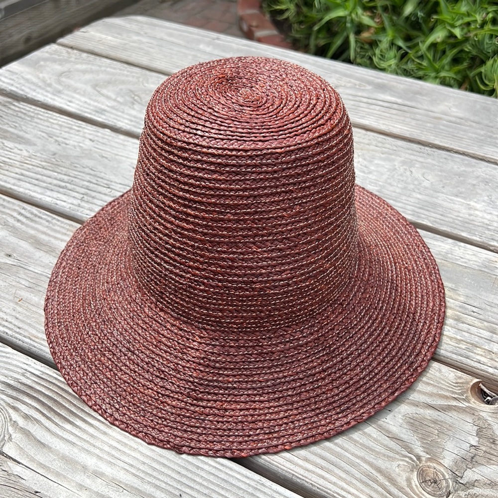 Janessa Leone Wes Hat Chocolate, M (Never Warn)